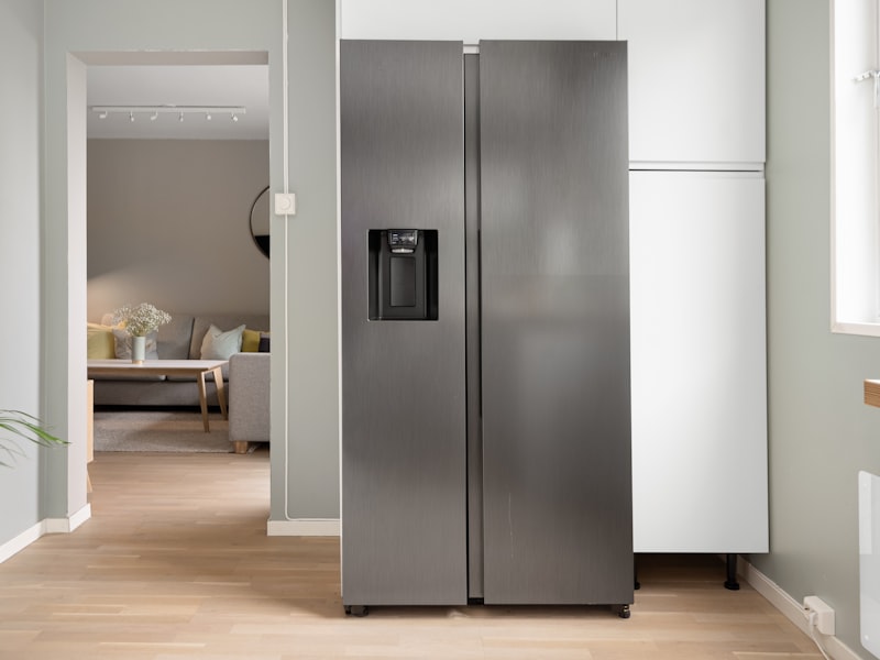 Hisense Fridge 180L