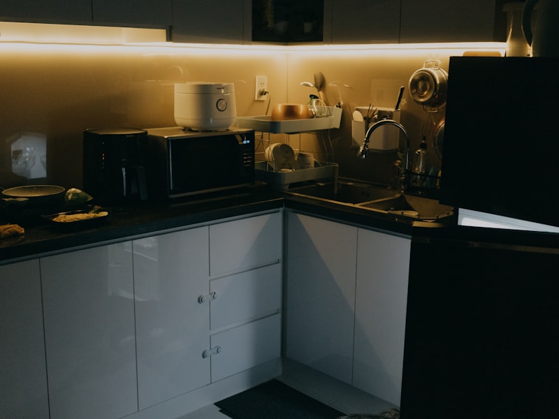 Ramtons Microwave 20L